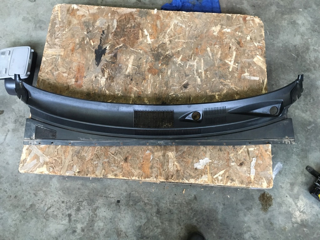 фото №1, Hyundai tucson i 04-10 жабо пластиковий europa