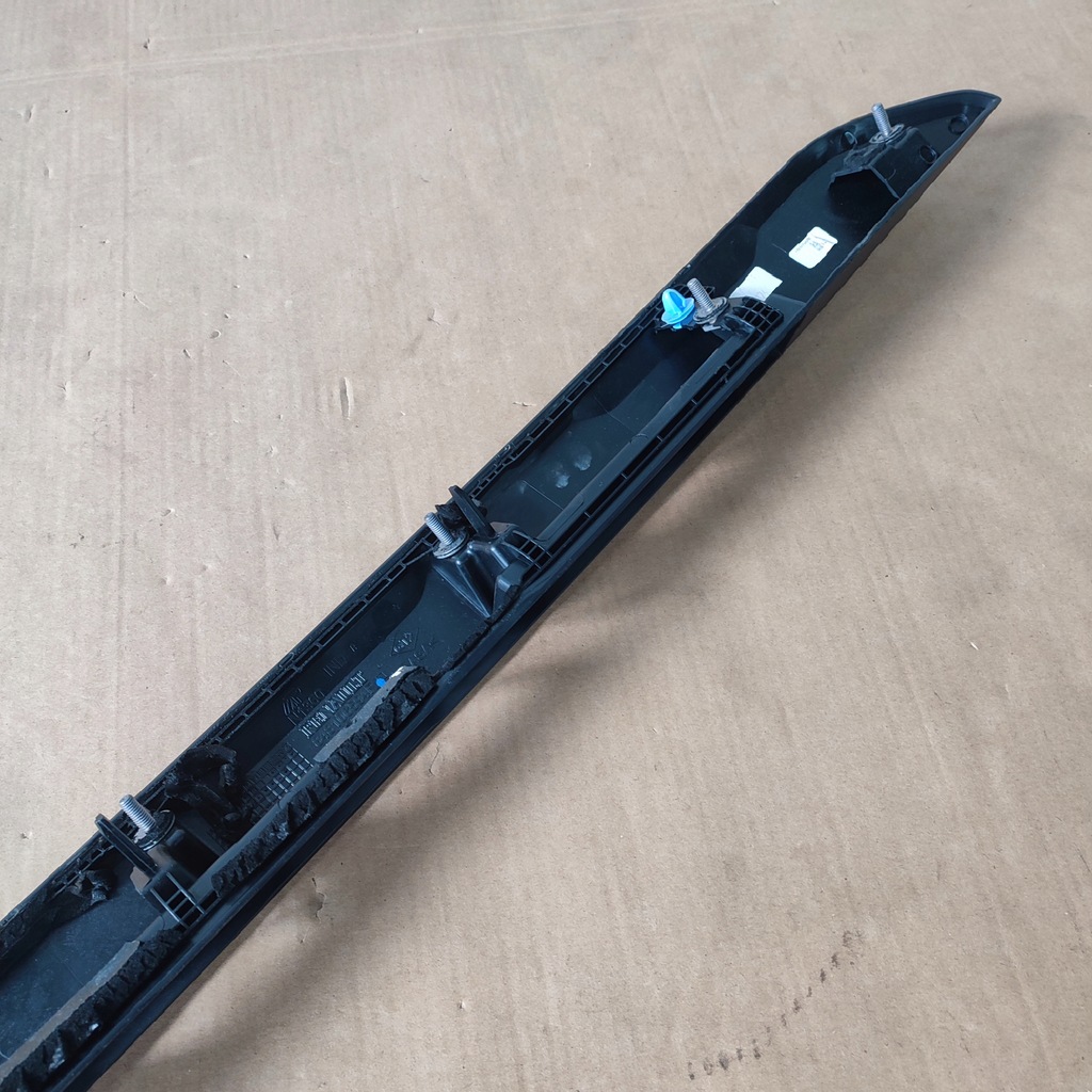 фото №7, Молдинг накладка крышки задняя dacia jogger 848106594r