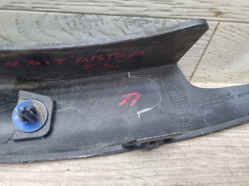 фото №6, Ford transit custom 2018 задняя сторона левая молдинг крыла заднего