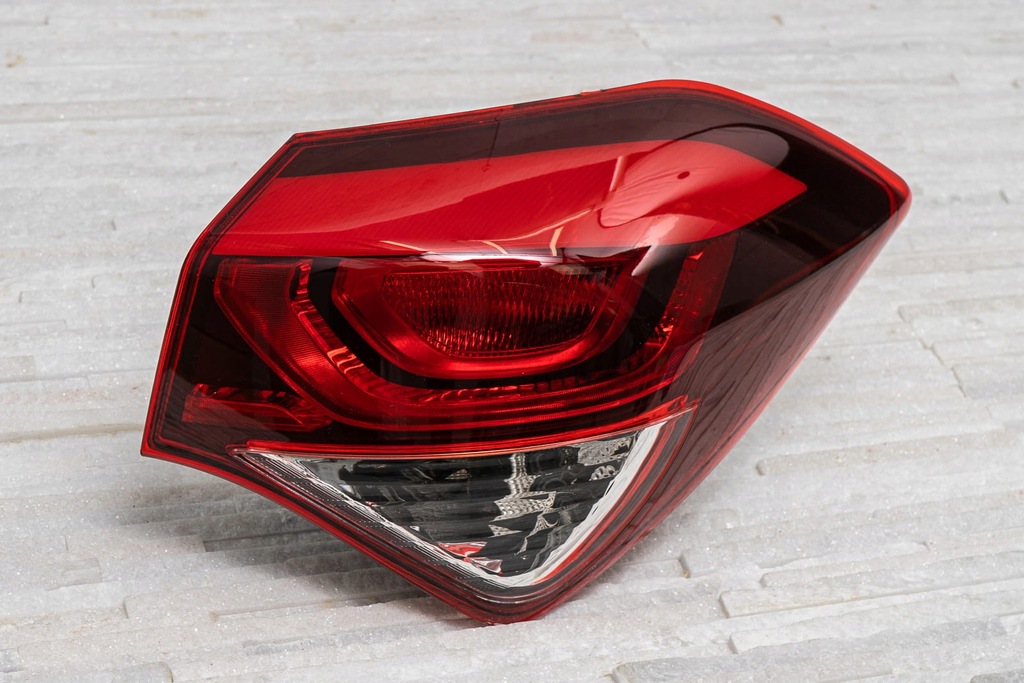 фото №7, Hyundai i20 ii gb 2014-2018 hb кузовна лампа задня права 92402c7000