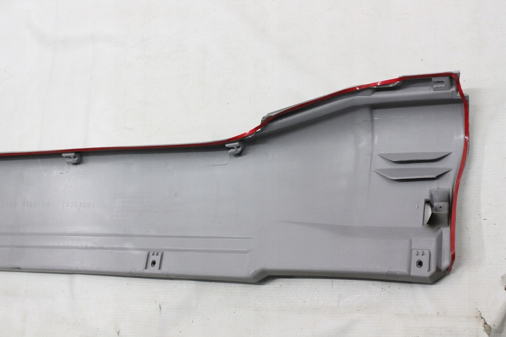 фото №11, Накладка na порог do mitsubishi pajero wagon iv левая