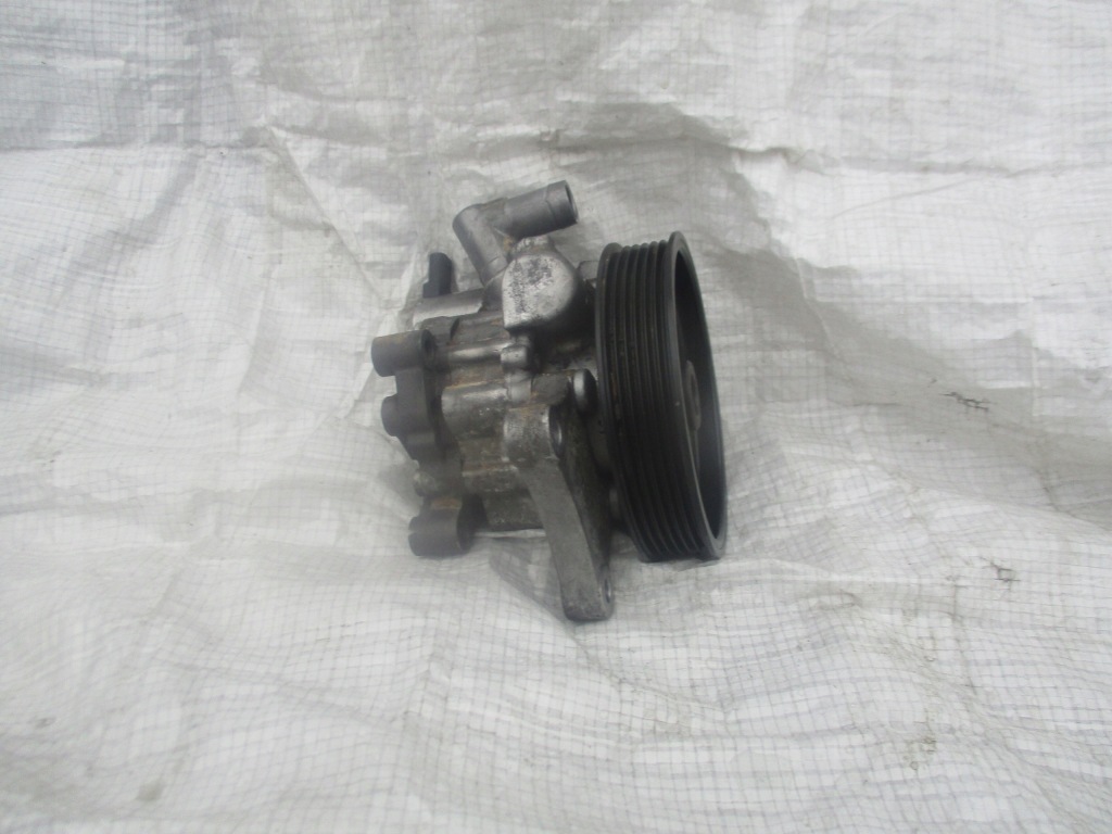 фото №1, Mercedes w204 w212 w207 c207 slk r171 1.8 cgi насос усилителя руля
