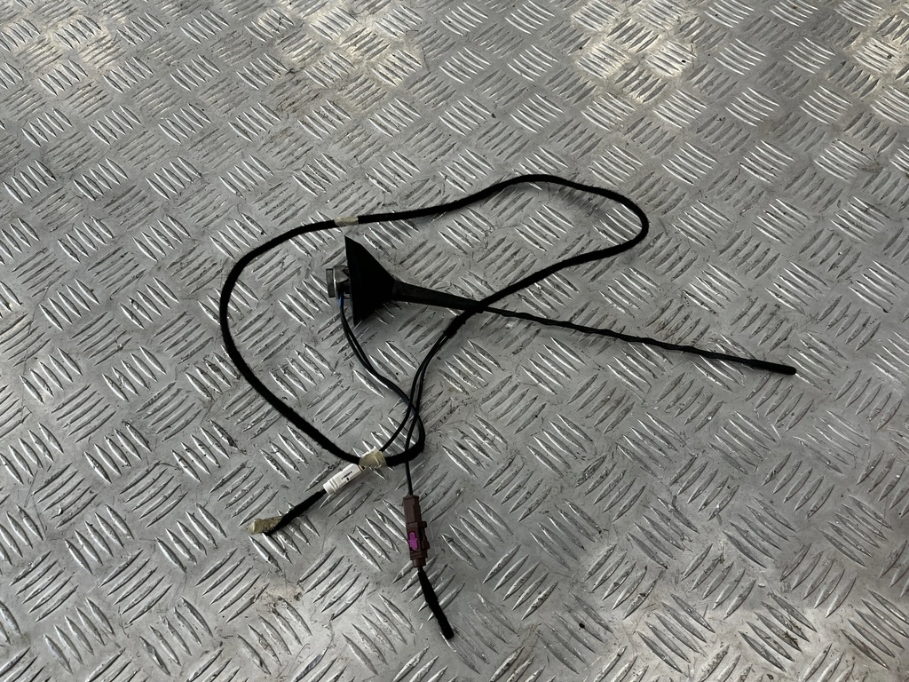 фото №1, Антенна кровельная dacia duster ii 18-