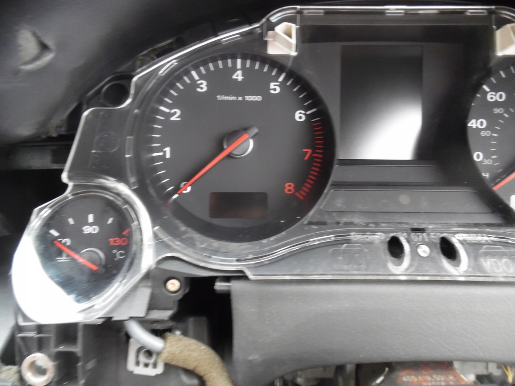 фото №7, Audi a8 d3 6,0 w12 счетчик 4e0920900 mx