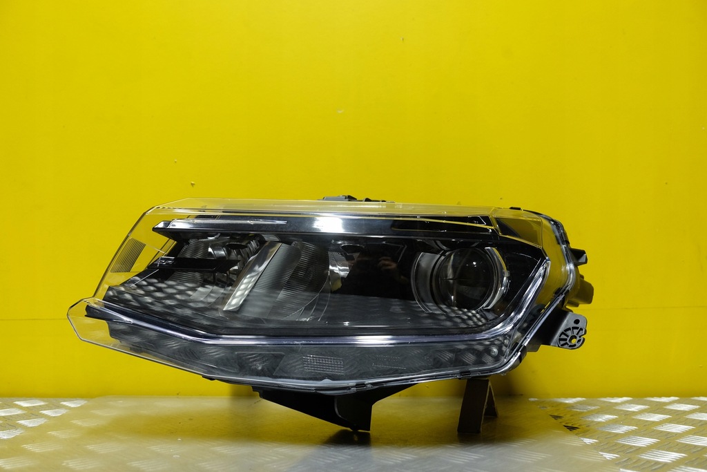 фото №1, Chevrolet camaro 2016- фара лампа левая usa