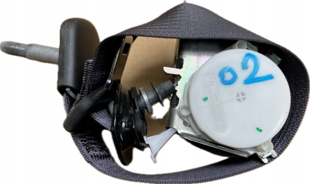 O2 cadillac escalade iv 2014 - ремінь безпеки ii ряд правий задній 2346850 Ціна