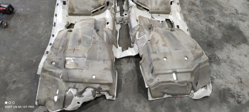 фото №7, Коврик обшивка audi a1 5-дверь 8x4863367k eu7