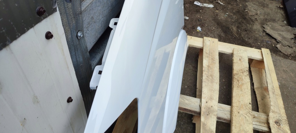 Крило ліве перед dodge sprinter 906 od 01.2007r лак p01 arctic white Оригінал