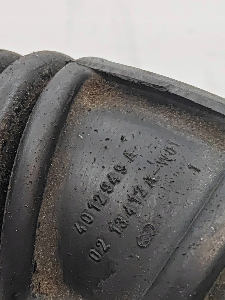 Opel meriva b 1.6 cdti труба шланг интеркулер 13357019 Доставка