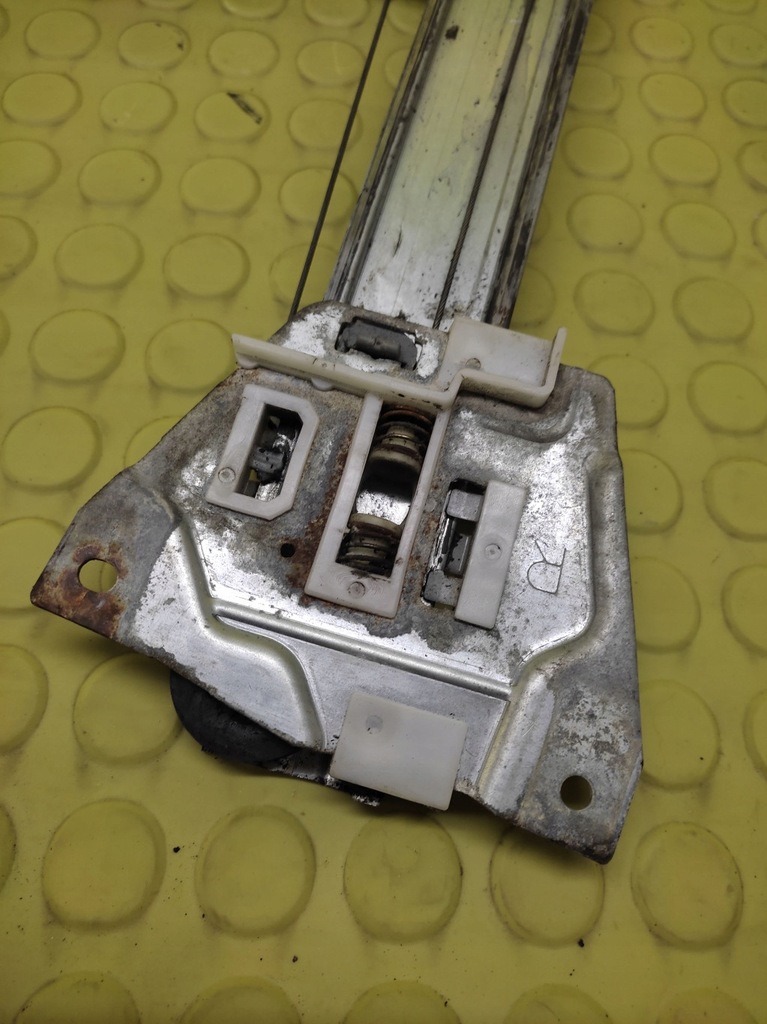 фото №4, Mitsubishi pajero 3 підйомник скло правий перед