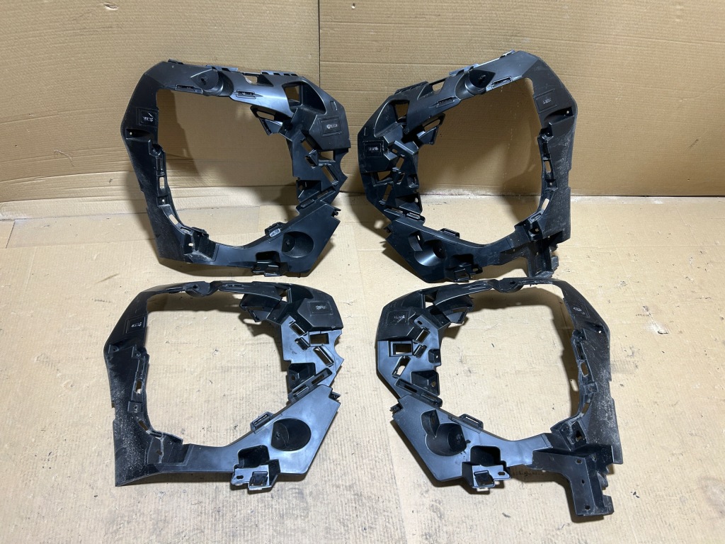 Купити Напрямна бампера перед правий peugeot 2008 ii lift 24 9852667980