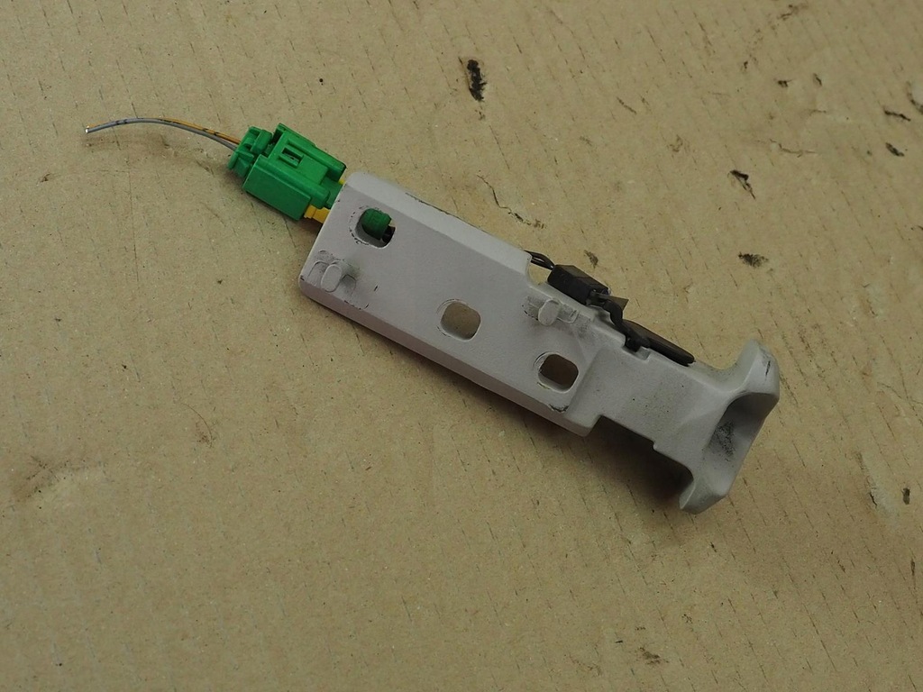 фото №13, Засувка датчик дах 9641108877 peugeot 206 cc