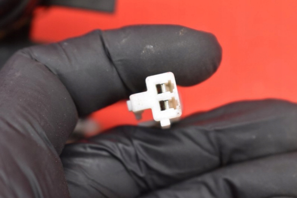 фото №6, Замок кришки задня багажника b6724 mazda 3 1 i bk sedan 03-06