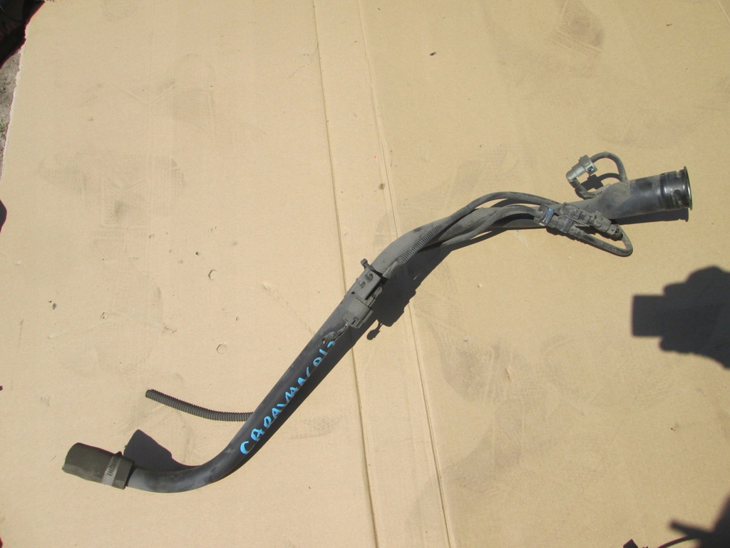 фото №9, Chrysler town country 11- 3.6 труба заливна горловина пального dodge grand caravan заливної