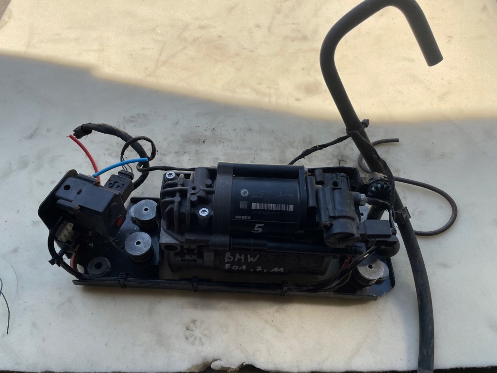 Купить Bmw f01 f10 компрессор подвеска 6794465