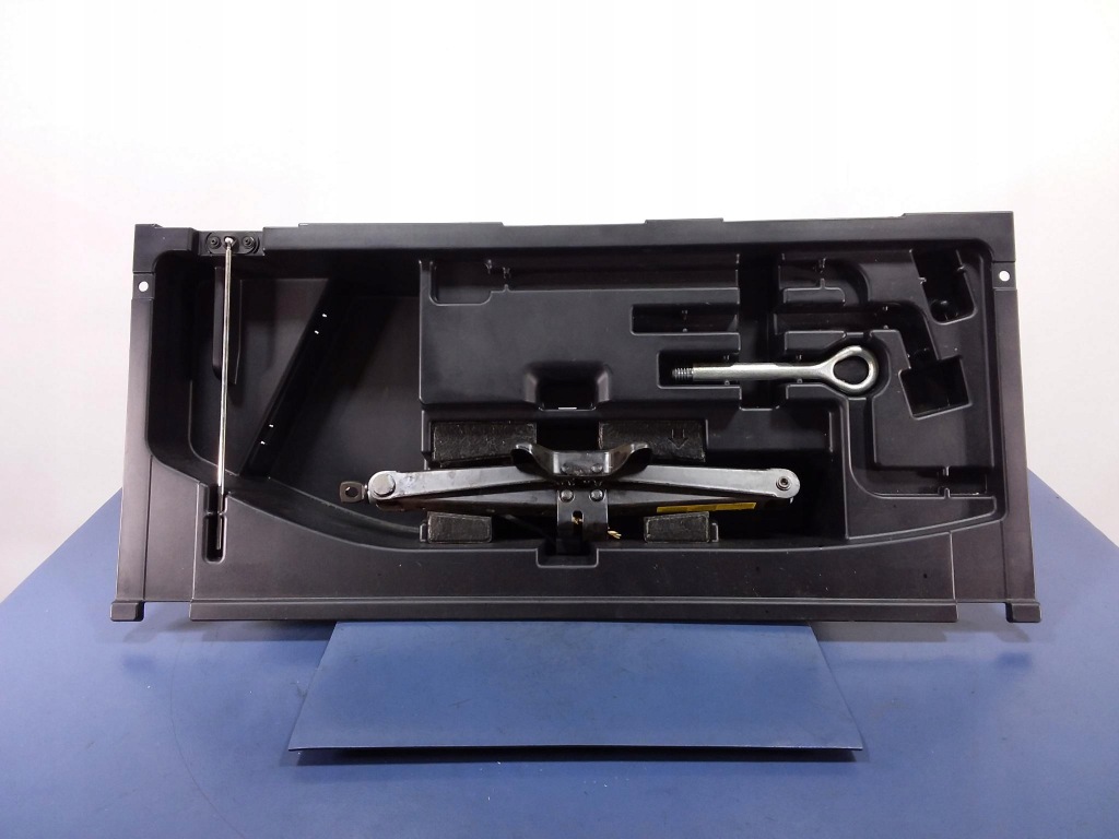 Купить Lexus rx ii xu30 вкладыш багажника ключи