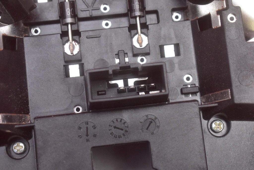 фото №10, Лампа освітлення салону перед 92800-d300x hyundai tucson 3 iii 15-20