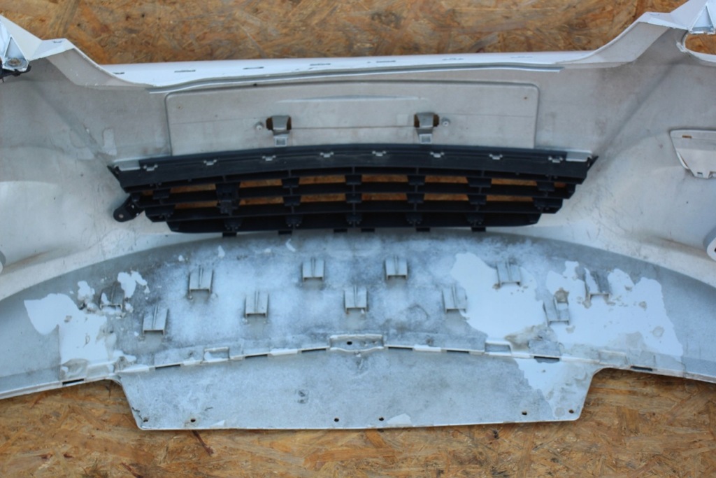 Бампер перед передний opel zafira b opc оригинал 10u белый Недорого