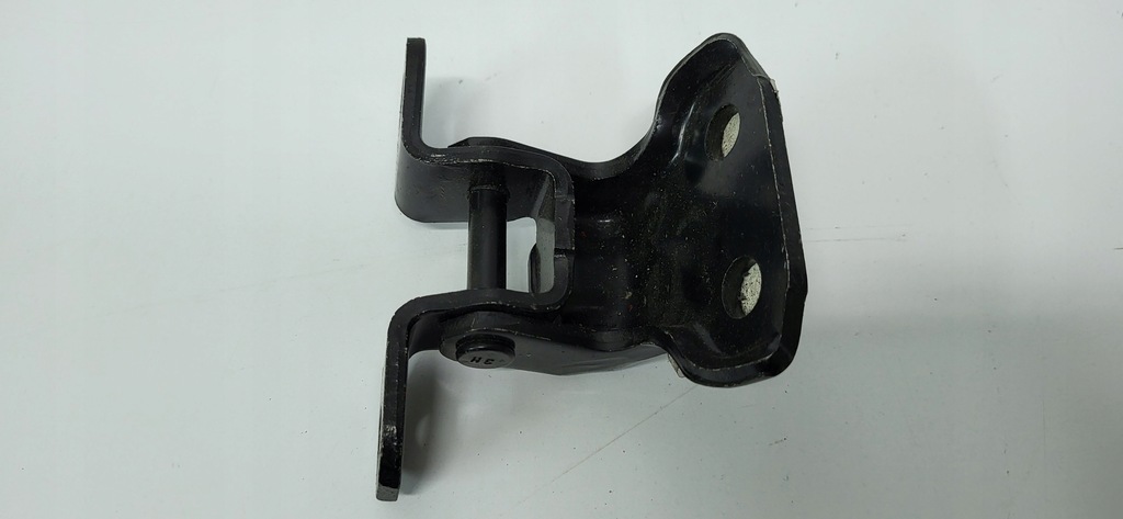 фото №4, Lexus rx prius rav4 yaris ii петля дверь левый перед dół нижний 68730-33021