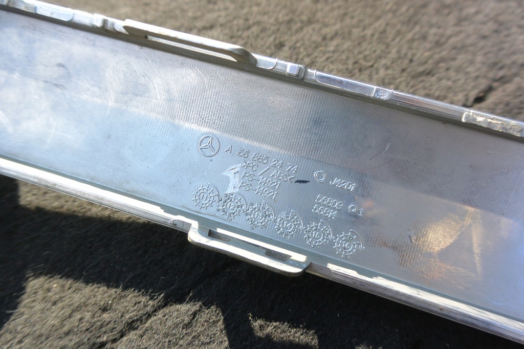 фото №12, Молдинг бампера задня хром mercedes gle w166