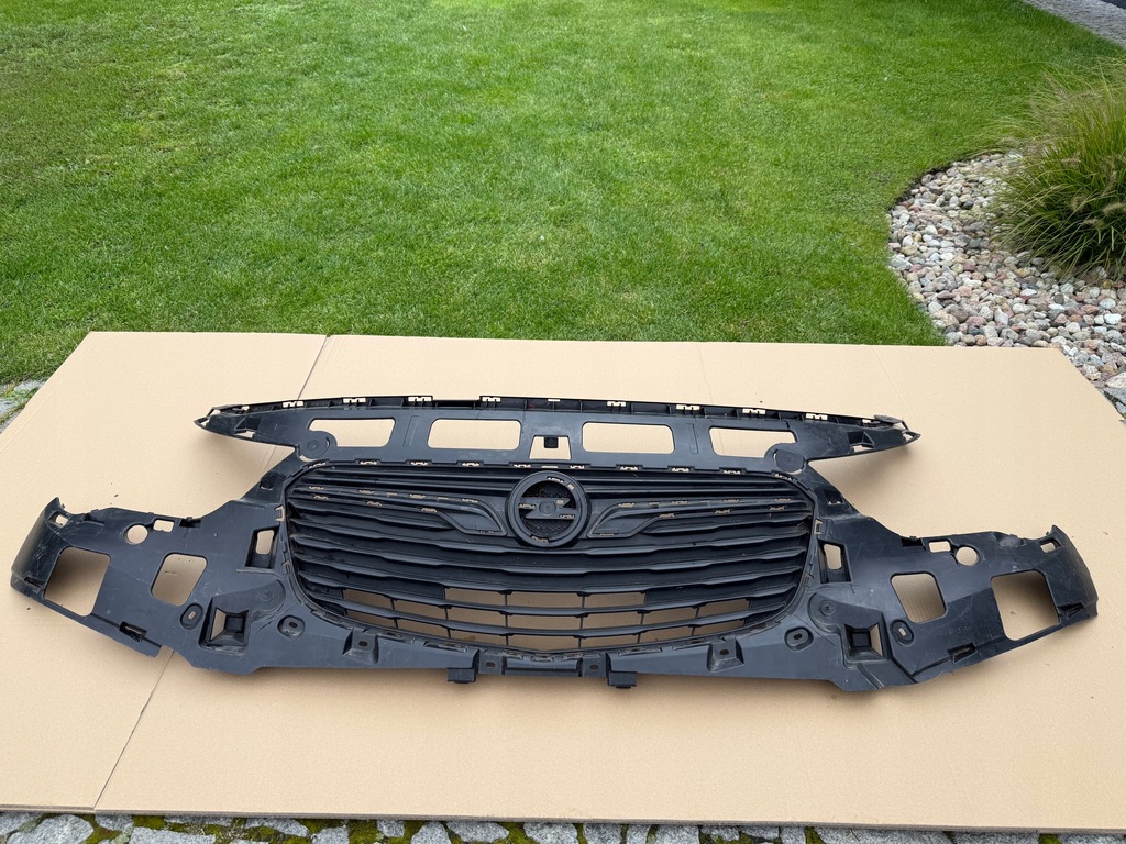 фото №1, Решітка радіатора решітка радіатора eu opel combo e 2018 - 2025 .