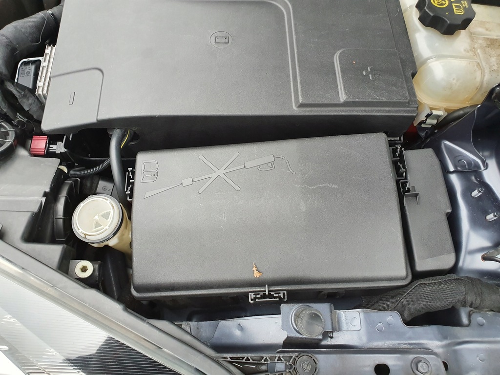 фото №1, Крышка коробка предохранителей opel insignia a