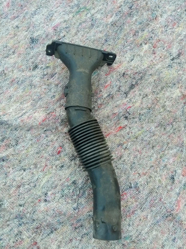 Купити Citroen jumpy iii peugeot expert iii toyota proace ii труба ловець повітря