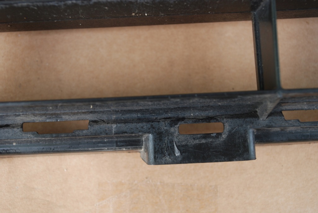 Audi 4g0807683c a6 c7 4g0 решётка средняя бампера в Украине