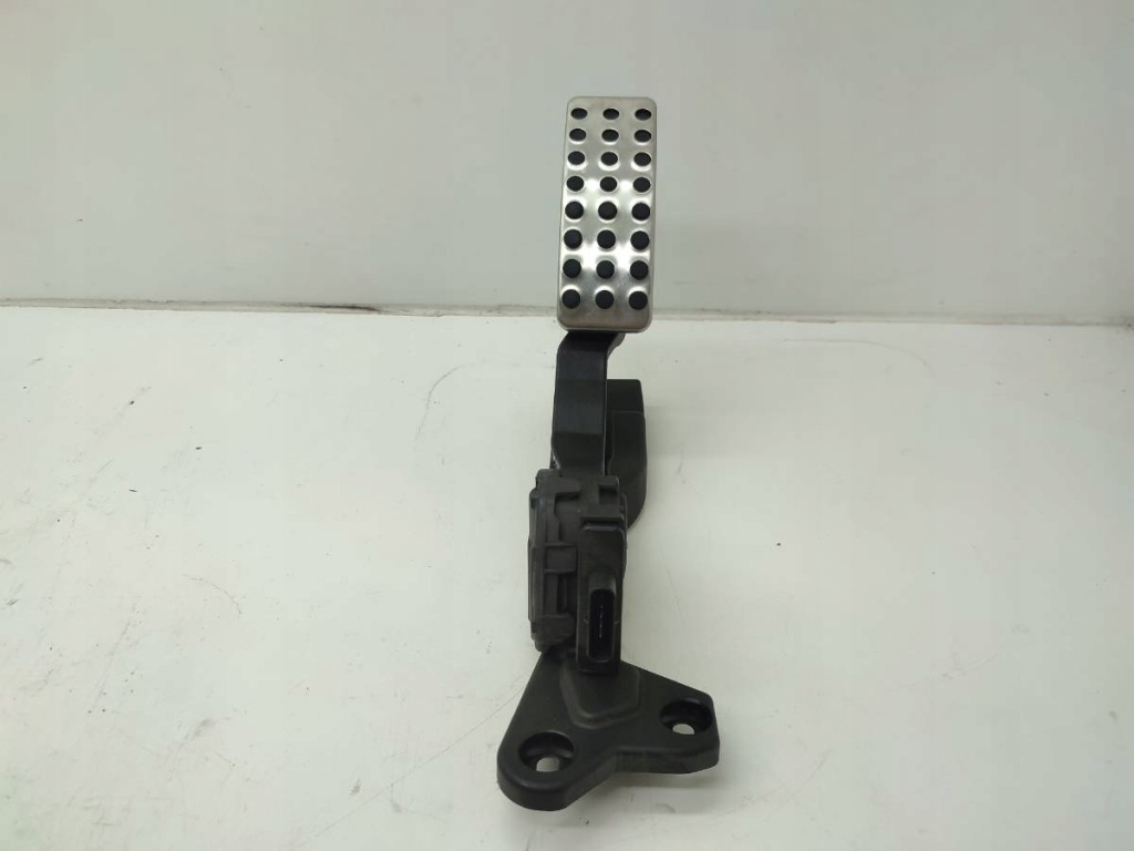 фото №1, Педаль потенциометр газа mercedes w166 ml a1663000204