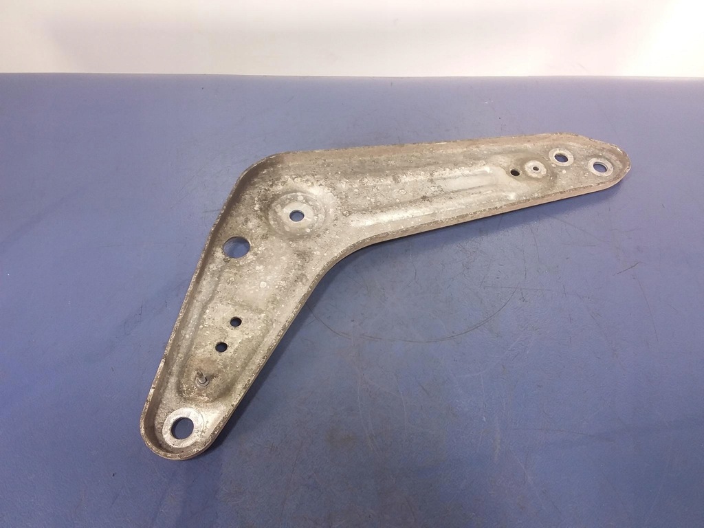 фото №1, Bmw x5 f15 кронштейн подвеска задняя правый