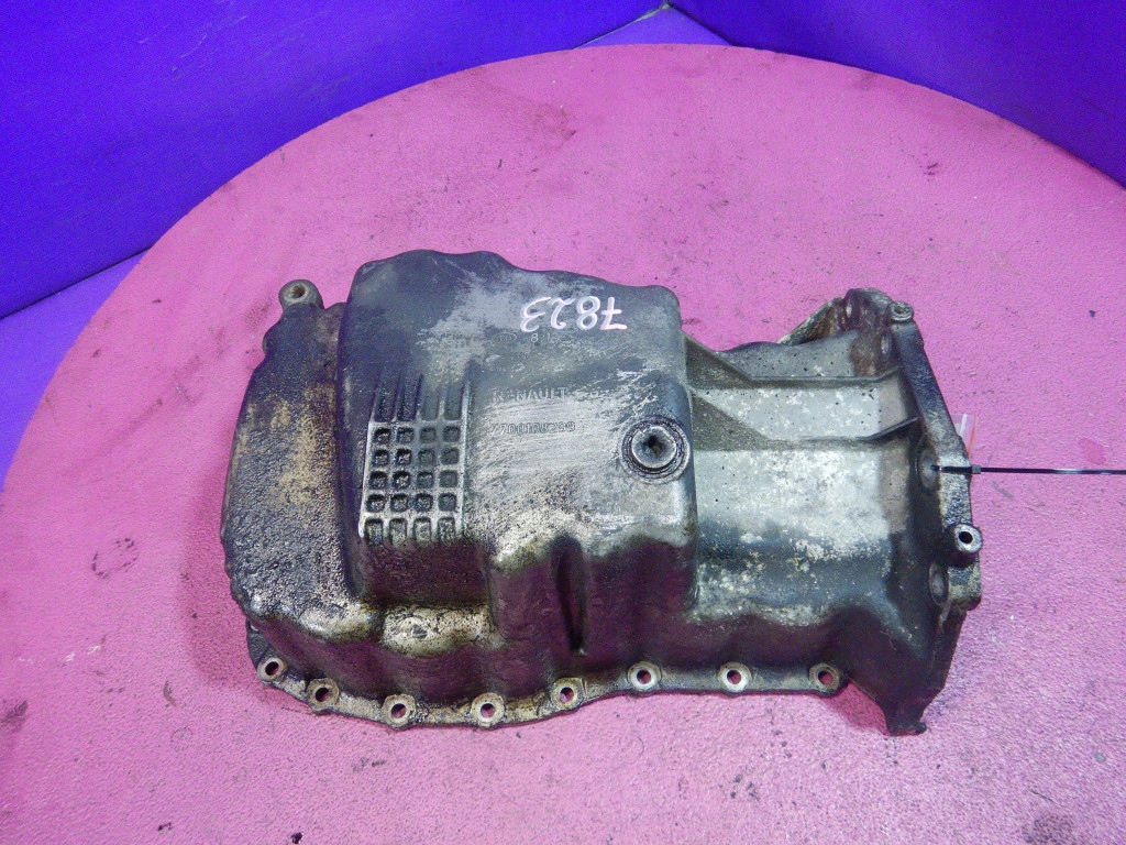 Renault scenic 1 99-03 рестайлінг  1.6 k4m700 піддон масляна 7700108299 в Україні