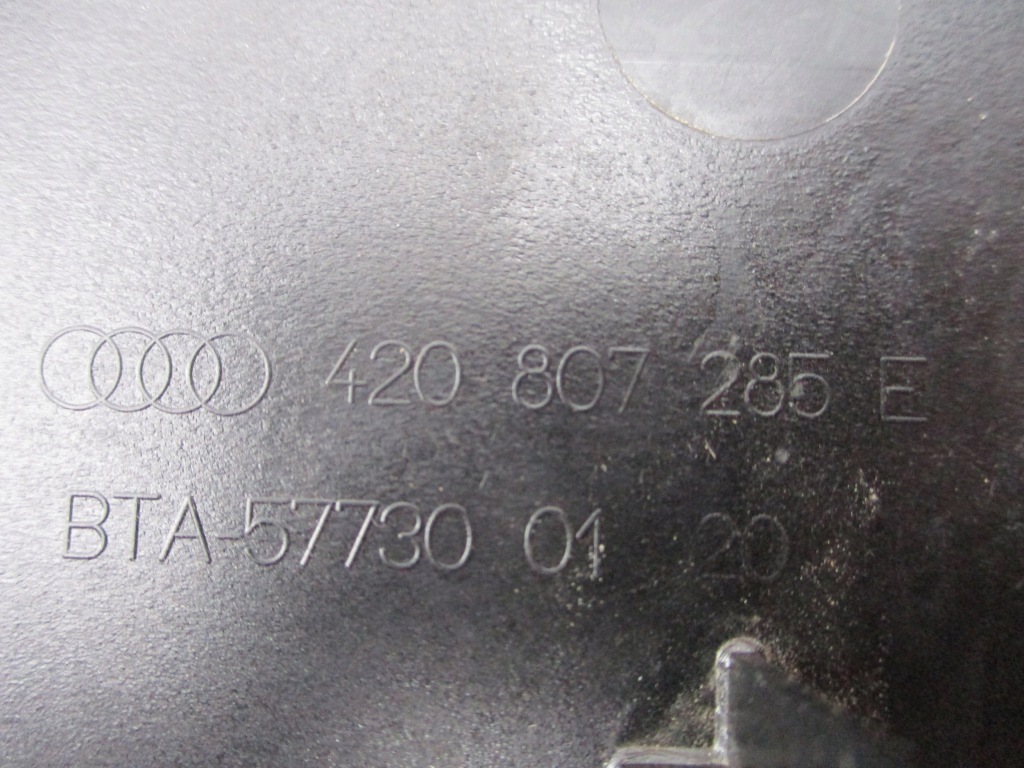 фото №3, Підкладка номерного знака реєстраційний audi r8 lift 12-1