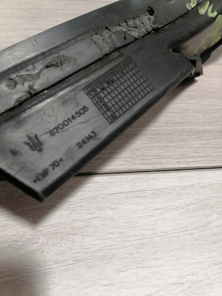 Maserati quattroporte захист багажник. ліва 670014505 в Україні