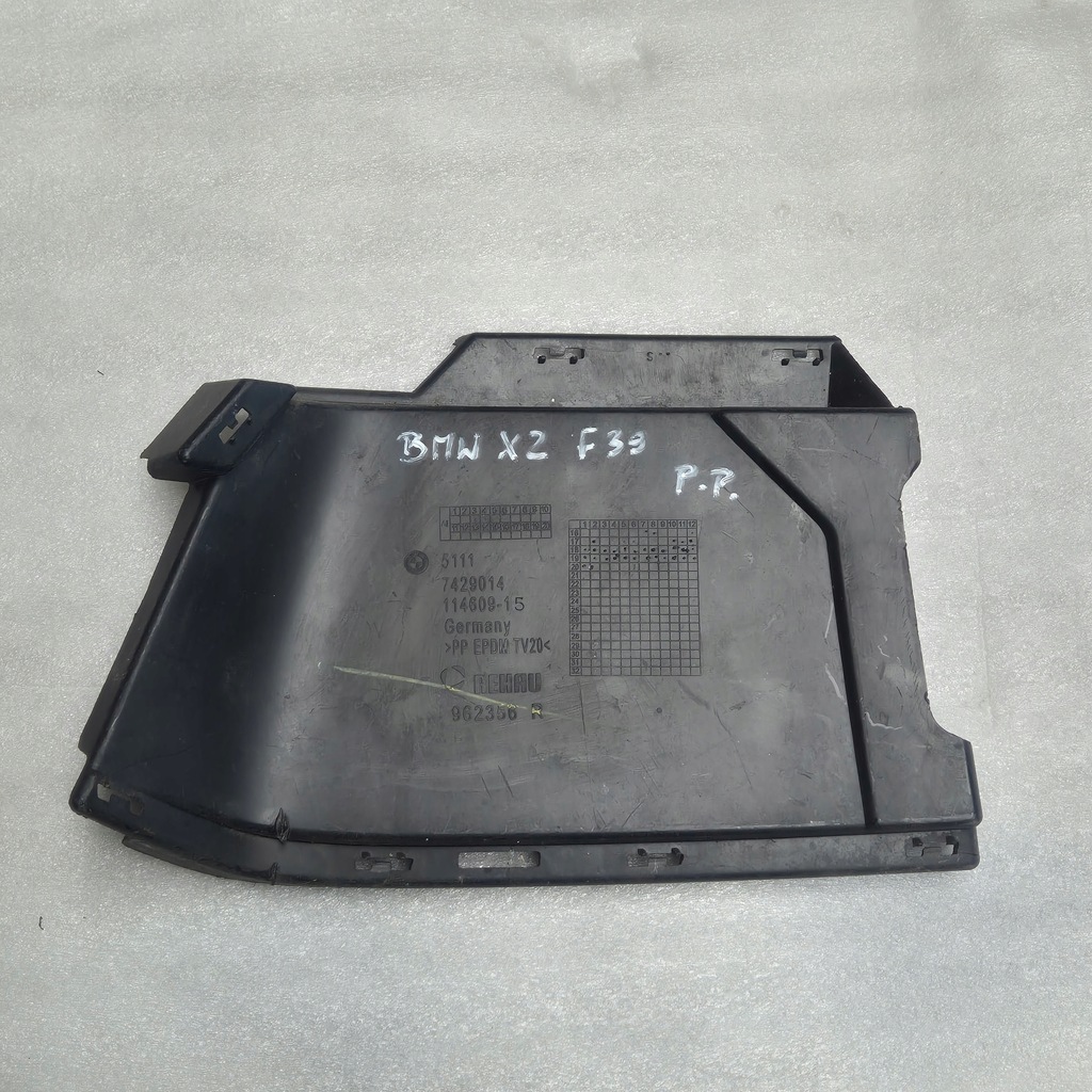 фото №1, Bmw x2 f39 решётка заглушка правая перед 7429014