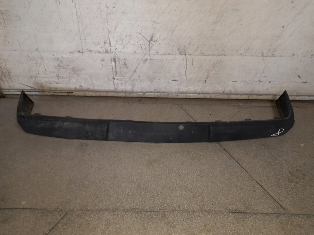 фото №1, Mercedes w124 84-93 накладка бампера молдинг перед