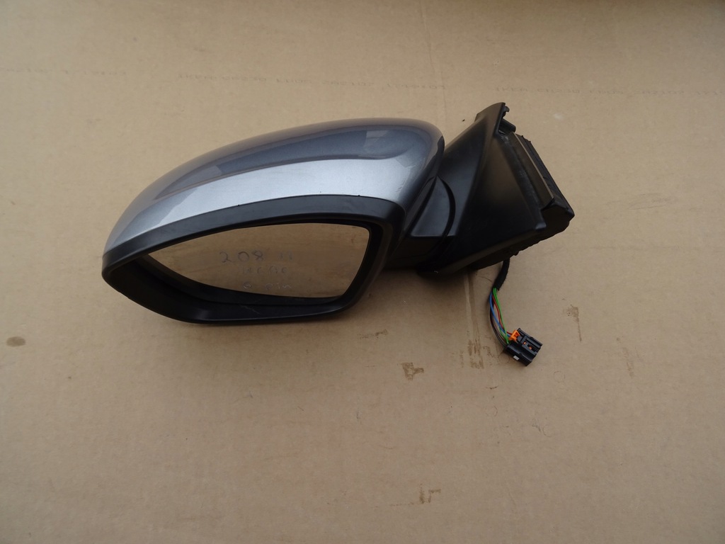 фото №1, Левая зеркало 6 pin peugeot 208 ii