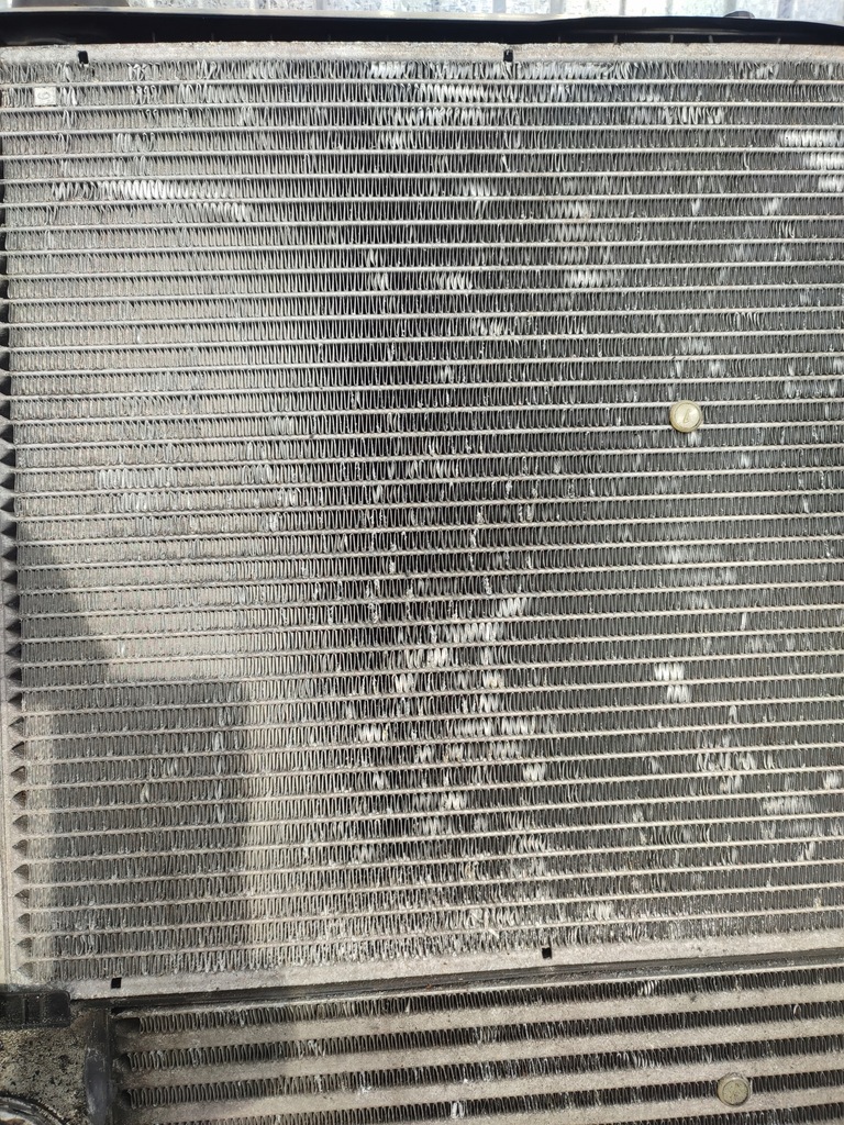 фото №6, Pas передний комплект радиатор bmw e60 e61 2.0d 2003-2010