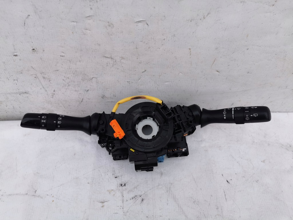 фото №1, Перемикач комбінований toyota verso 09-