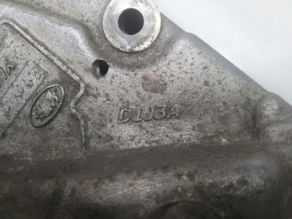 Кронштейн генератора насоса land rover discovery 3.6 tdv8 368dt ylu500430 Цена