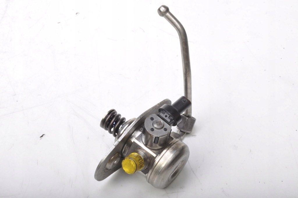 фото №1, Bmw 3 f30 2.0 насос упорскування 0261520258