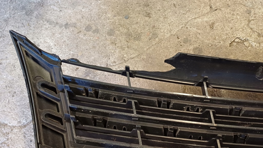 Vw touran i lift 10-15 решітка радіатора решітка радіатора 1t0853651bq Доставка