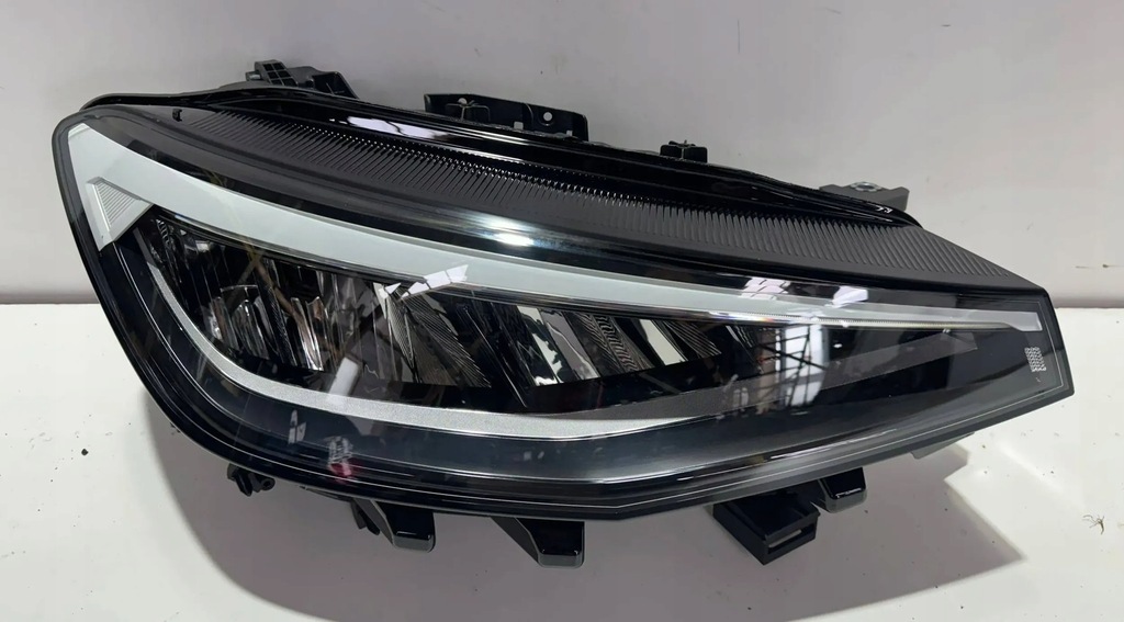 фото №1, Vw id4 id.4 лампа правая перед передняя full led 11b941006
