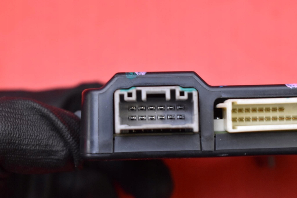 Блок управления модуль дверь правый задний  1045490-10-d tesla model x 90d 15-21 Киев