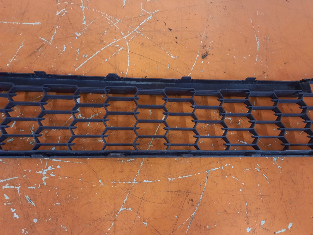 фото №6, Skoda fabia iv 21- решётка бампера средняя 6va853677