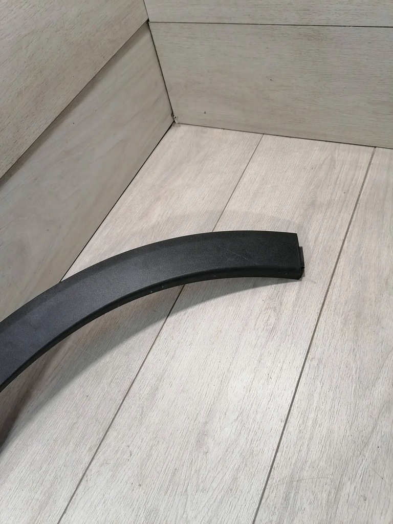 фото №8, Taycan cross молдинг крила лівий перед 9j0853717b