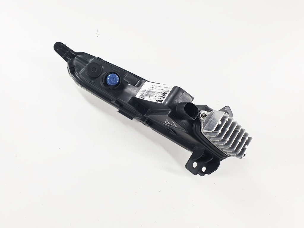 Bmw i3 рестайлинг  17-22r противотуманная фара led фара правый 7471838 Недорого