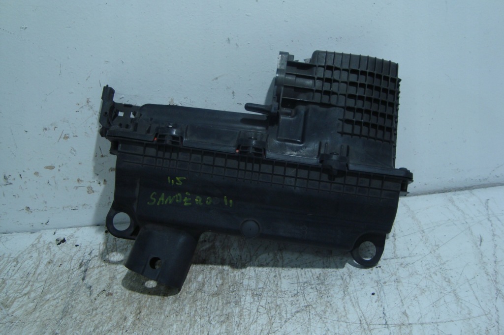 фото №1, Корпус фильтра воздуха dacia sandero 1,5 dci poznań