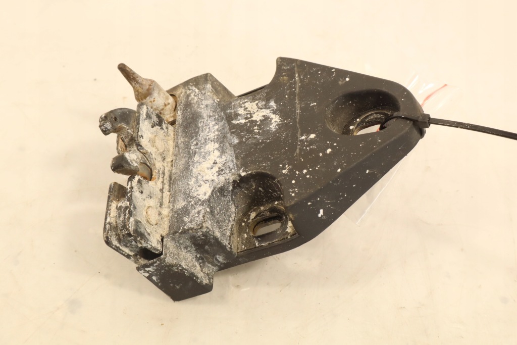 Замок багажника лівий renault trafic iii Недорого