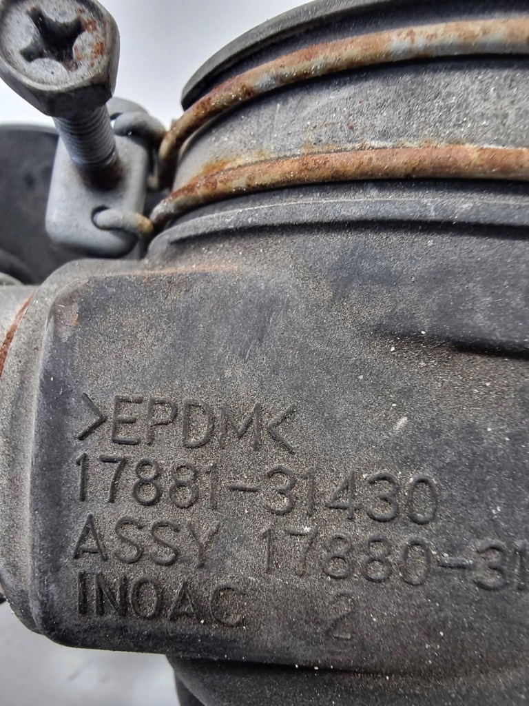 фото №5, Lexus rx 450h 2017 частина труби впуску повітря