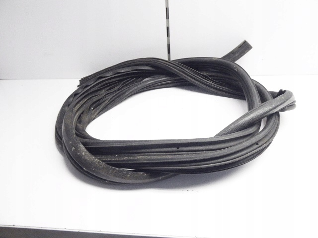 фото №1, Daily iv 35s14 06r- прокладка дверь перед правая